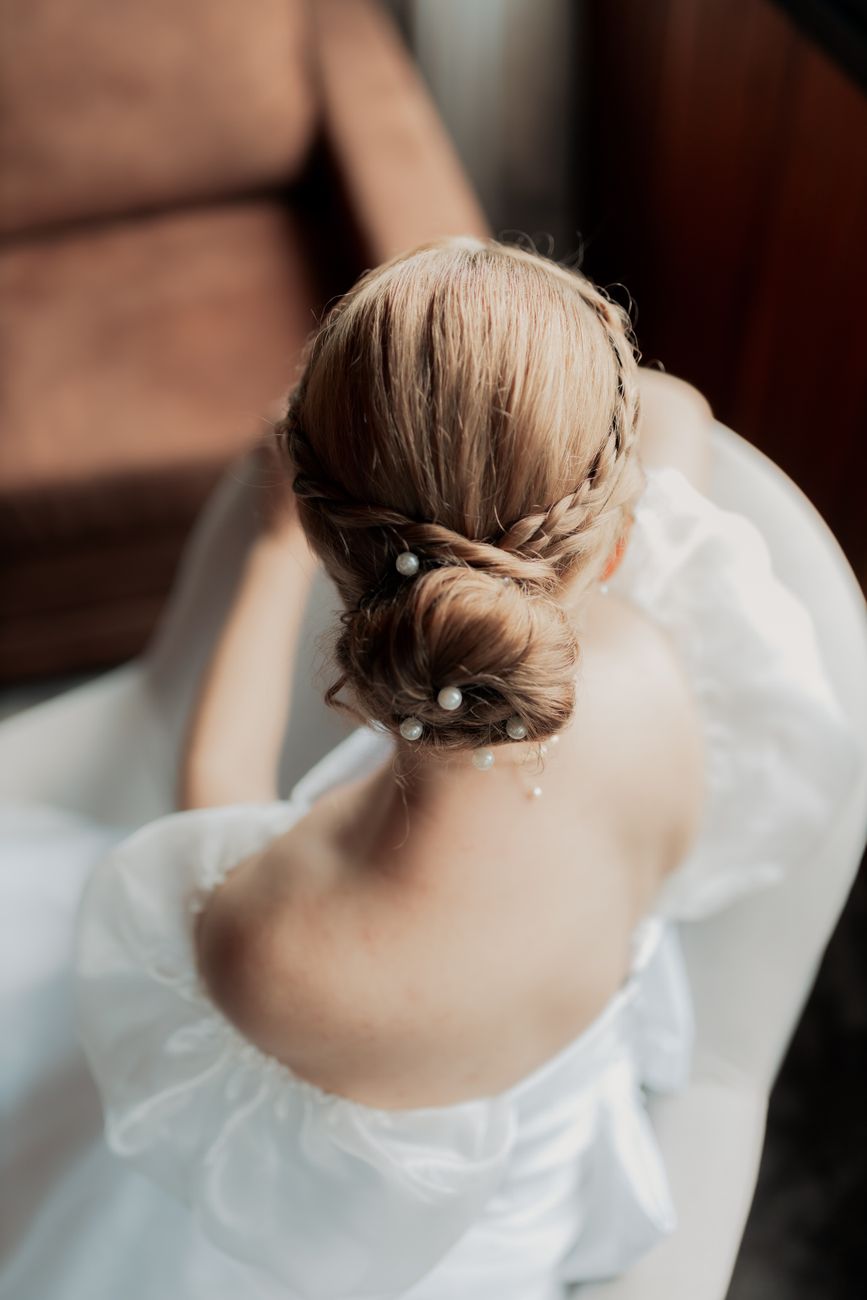 Hochsteckfrisuren im Salon Klara - Detailansicht